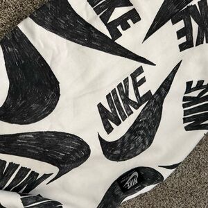 Nike sweatshirt
